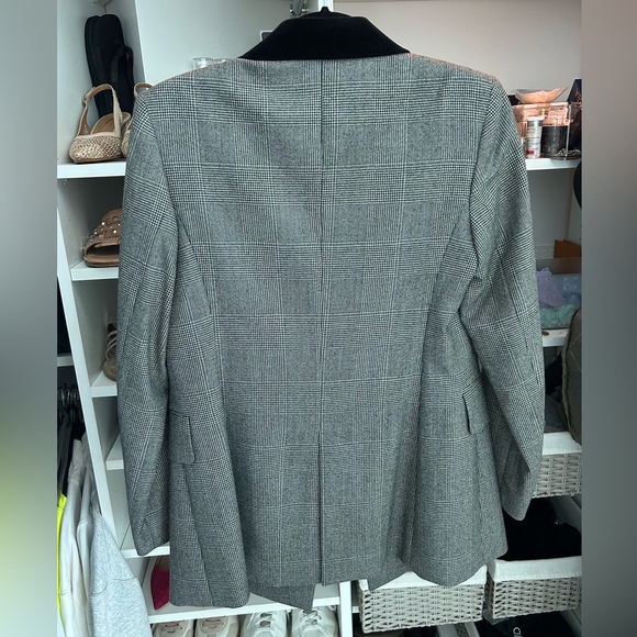 Massimo Dutti Gray Gingham Double-Breasted Blazer with Black Velvet Trim (US 6) - Picture 6 of 6